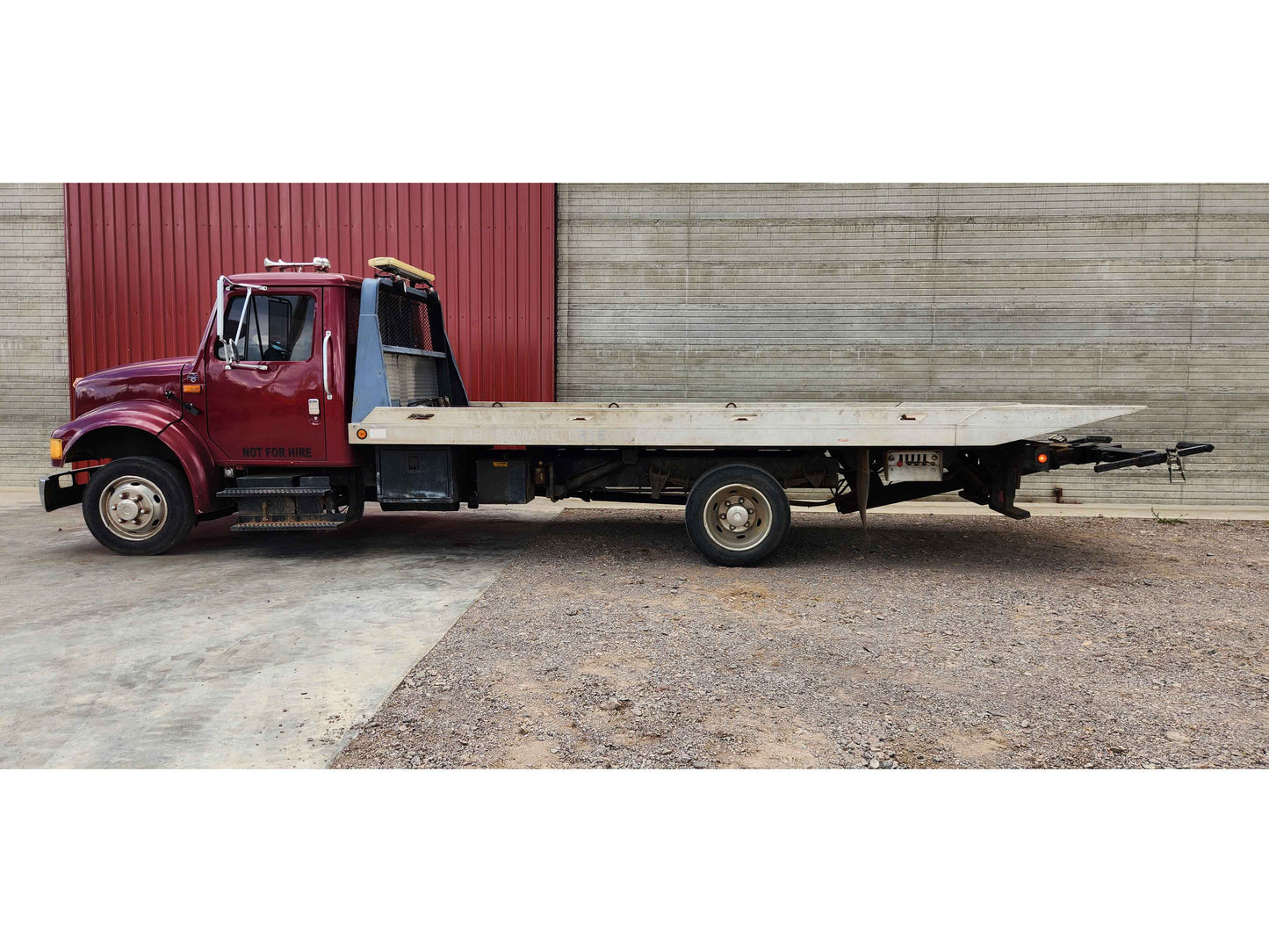 Grua International 4700