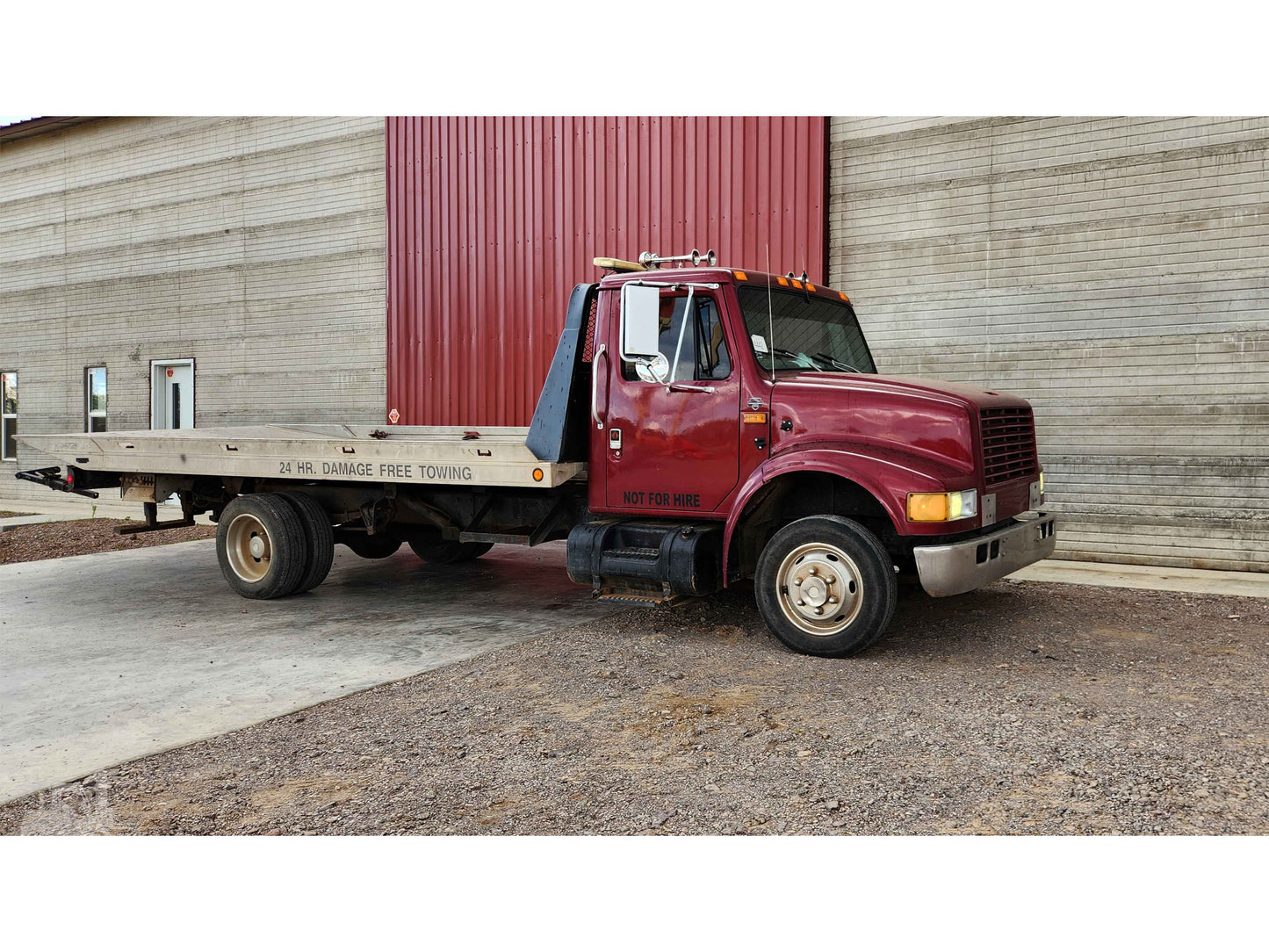 Grua International 4700