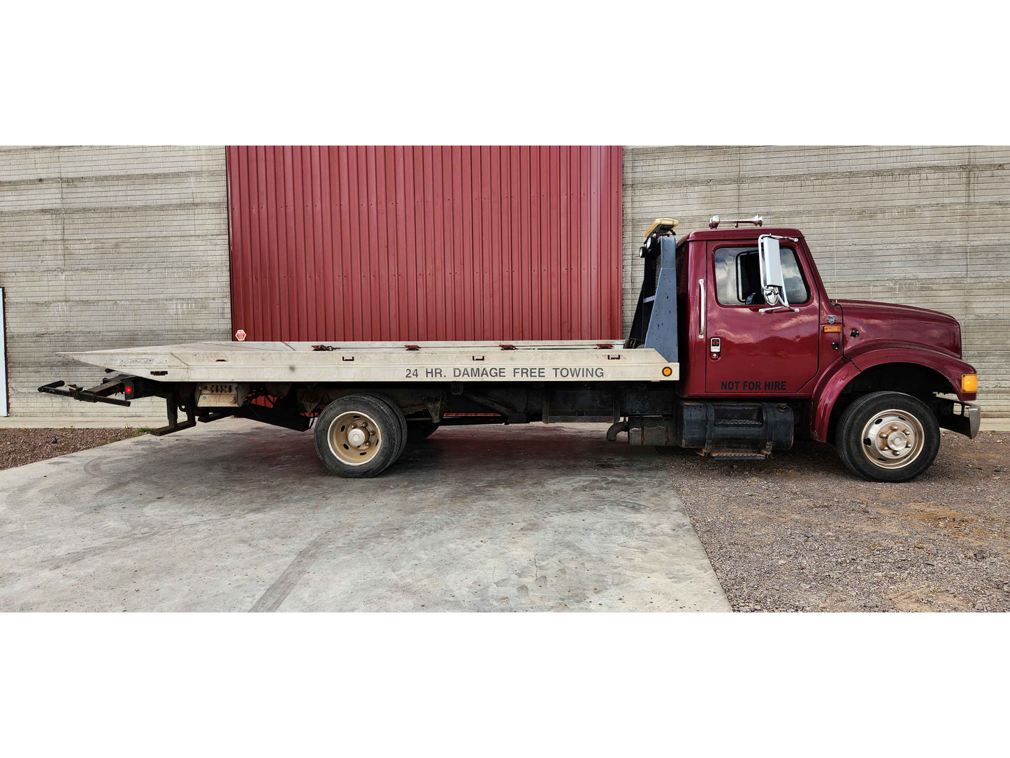 Grua International 4700