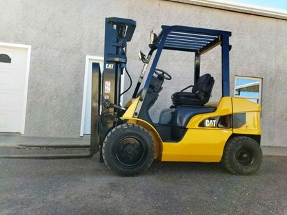 Montacargas Caterpillar P6000