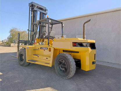 Montacargas Caterpillar 330