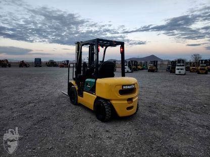 Montacargas Komatsu 25
